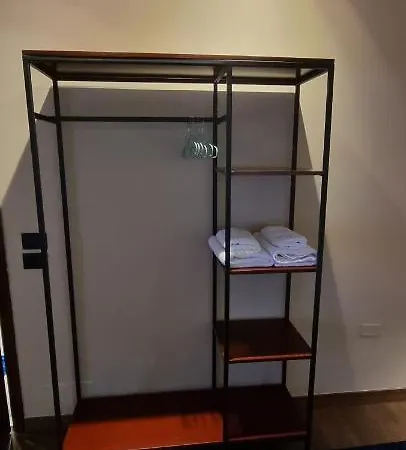 Daily 1 Lägenhet Tirana