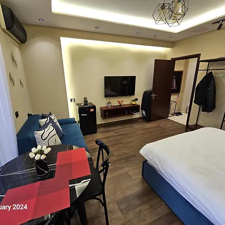 Daily 1 * Тирана