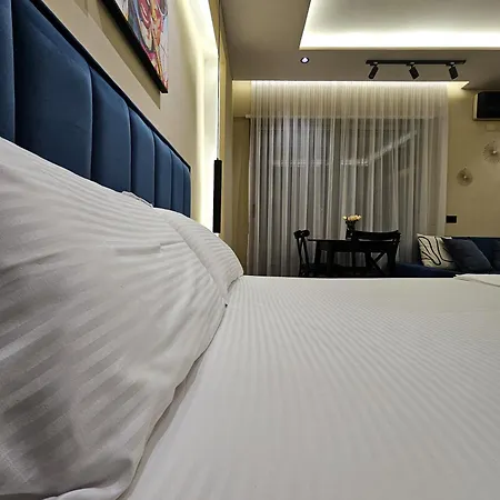 Daily Lovely Apartment Tirana